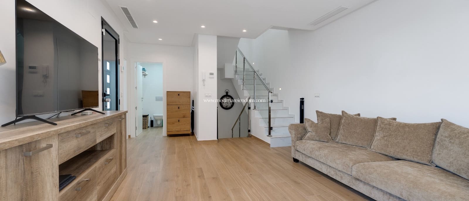 4 bedroom Villa for sale in Ciudad Quesada with pool garage - € 599,000 (Ref: 9329887)