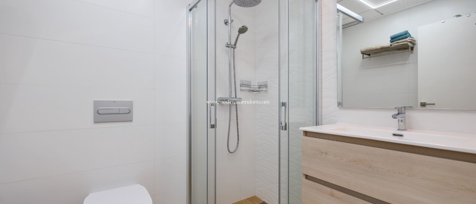 4 bedroom Villa for sale in Ciudad Quesada with pool garage - € 599,000 (Ref: 9329887)