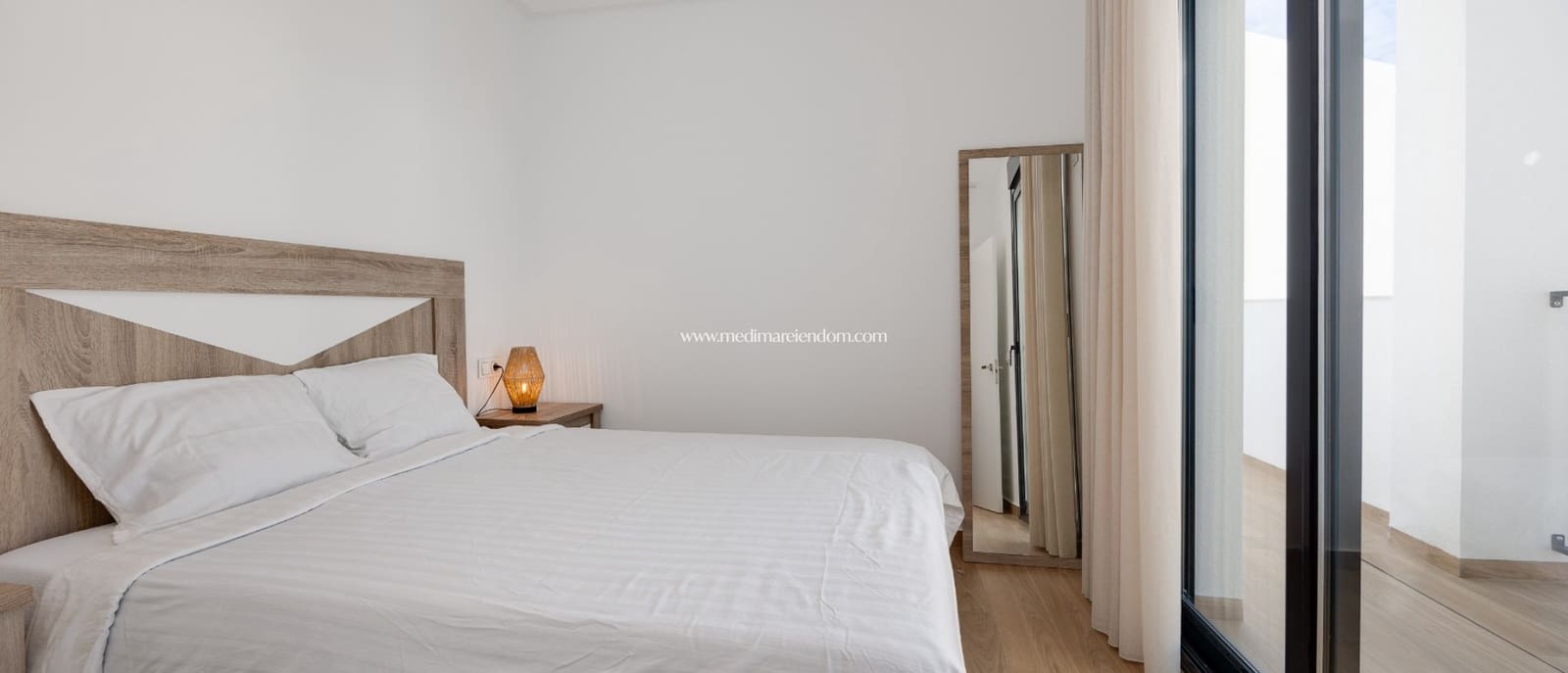 4 bedroom Villa for sale in Ciudad Quesada with pool garage - € 599,000 (Ref: 9329887)