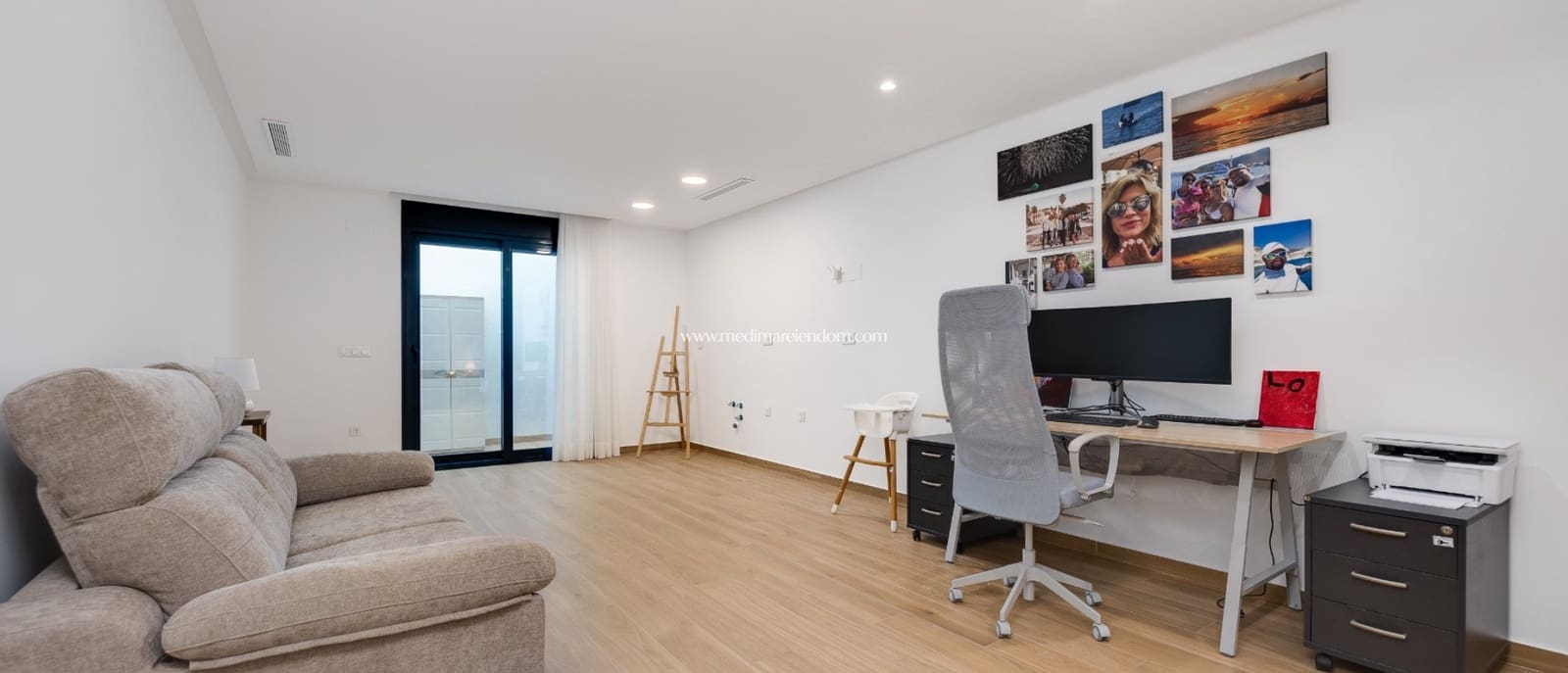 4 bedroom Villa for sale in Ciudad Quesada with pool garage - € 599,000 (Ref: 9329887)