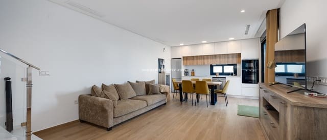 4 slaapkamer Villa te koop in Ciudad Quesada, Rojales met zwembad garage - € 599.000 (Ref: 9329887)