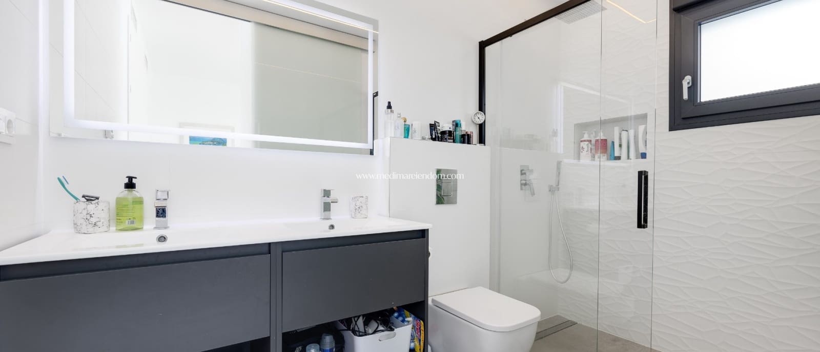 3 Zimmer Villa zu verkaufen in Formentera del Segura mit Pool Garage - 549.000 € (Ref: 9357920)