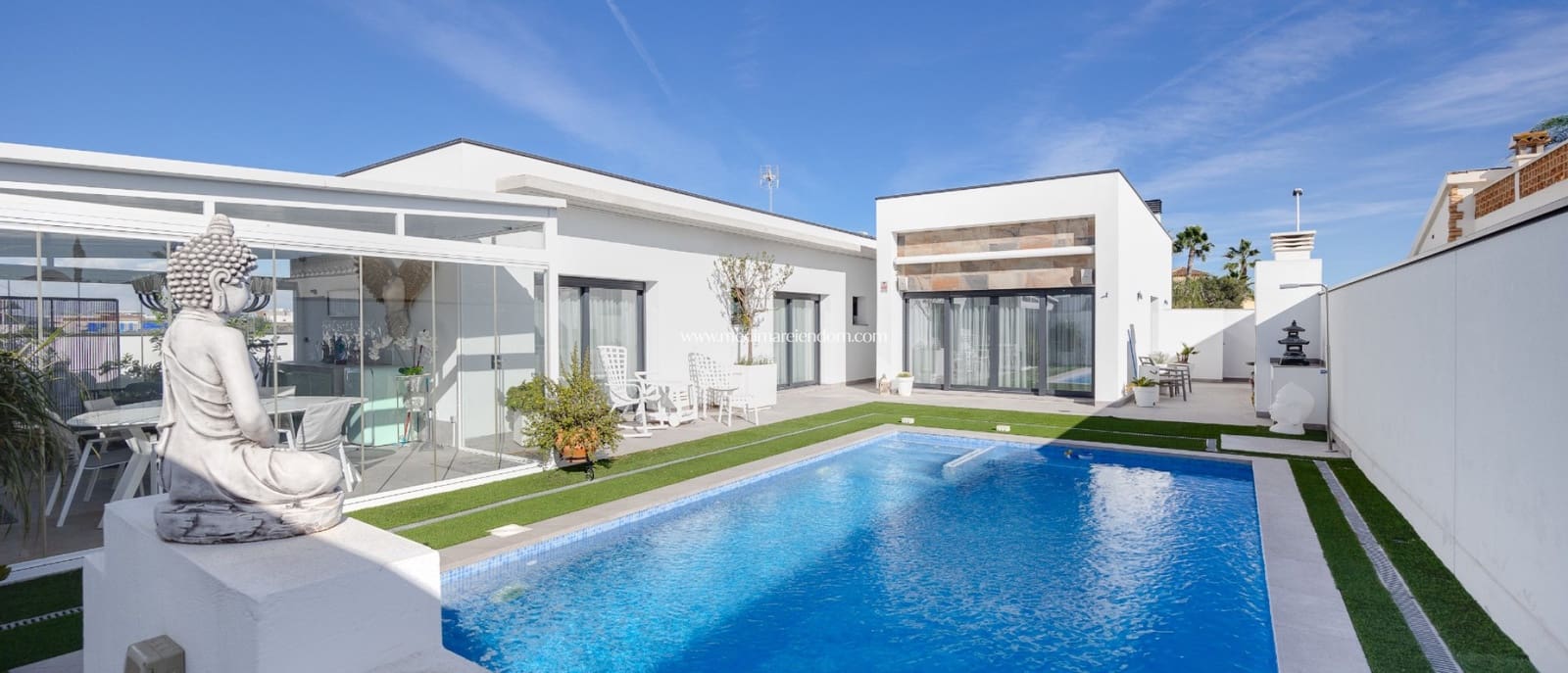 3 Zimmer Villa zu verkaufen in Formentera del Segura mit Pool Garage - 549.000 € (Ref: 9357920)