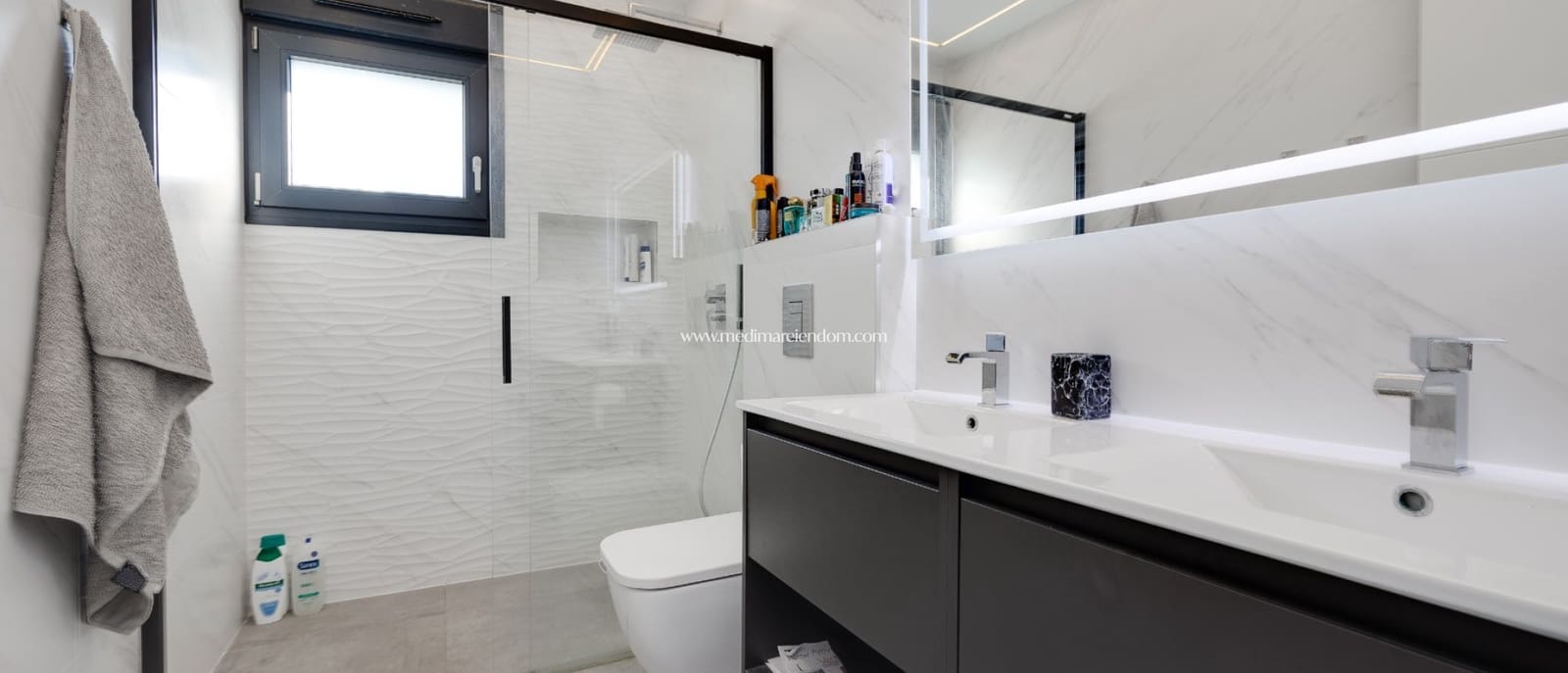 3 Zimmer Villa zu verkaufen in Formentera del Segura mit Pool Garage - 549.000 € (Ref: 9357920)