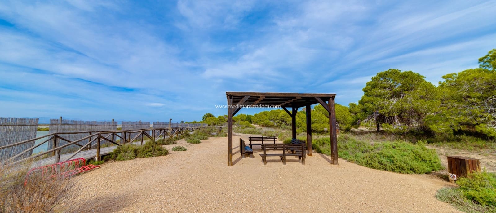 3 Zimmer Villa zu verkaufen in Formentera del Segura mit Pool Garage - 549.000 € (Ref: 9357920)