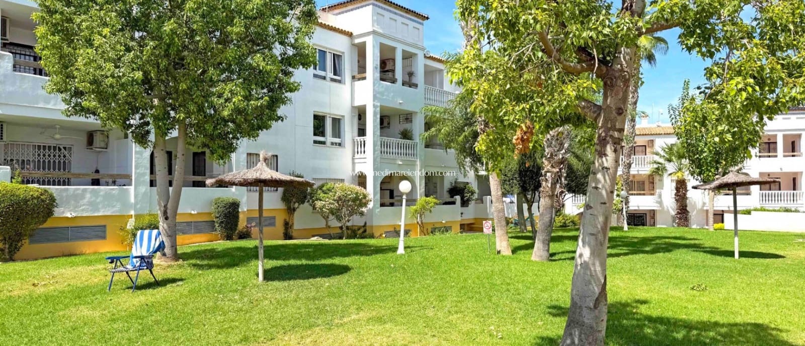 2 sypialnia Apartament na sprzedaż w Villamartin z basenem - 199 000 € (Ref: 9405797)