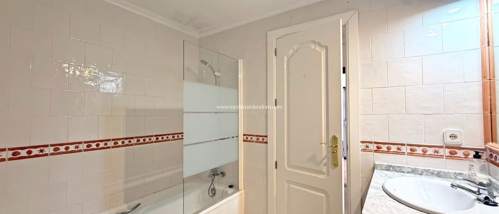 2 sypialnia Apartament na sprzedaż w Villamartin z basenem - 199 000 € (Ref: 9405797)