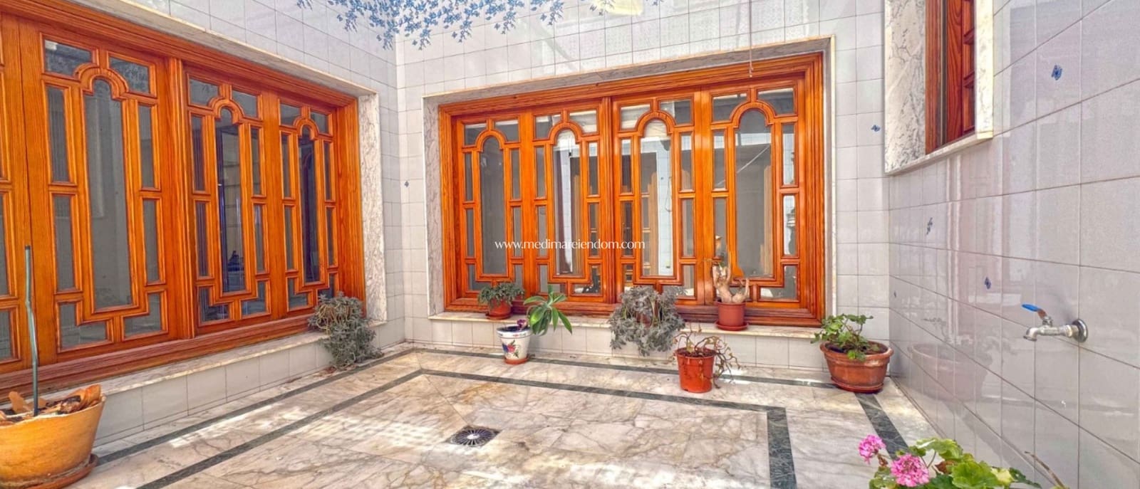 6 bedroom Apartment for sale in San Pedro del Pinatar - € 415,000 (Ref: 9405798)