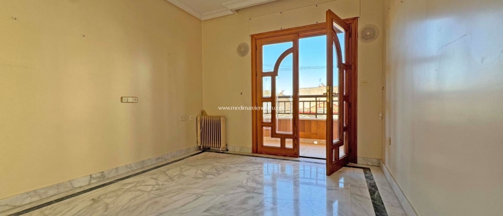 6 bedroom Apartment for sale in San Pedro del Pinatar - € 415,000 (Ref: 9405798)