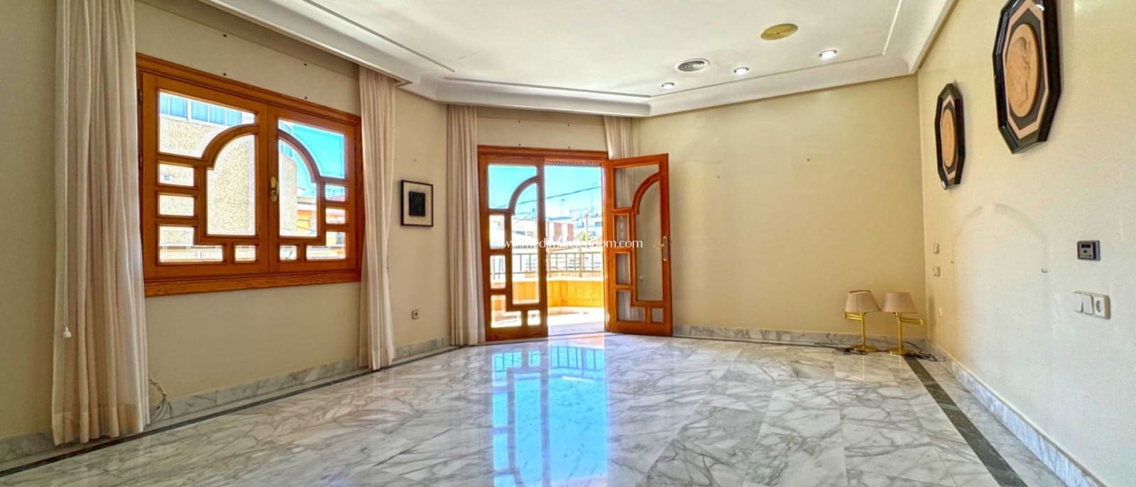 6 bedroom Apartment for sale in San Pedro del Pinatar - € 415,000 (Ref: 9405798)