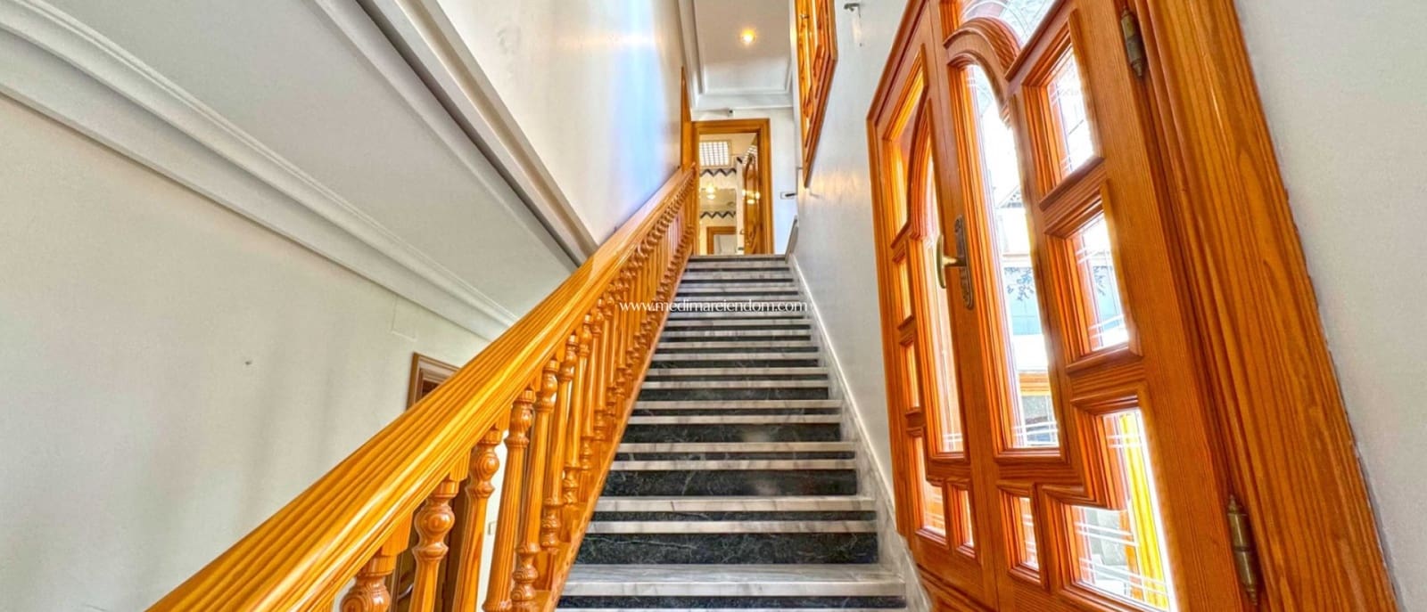 6 bedroom Apartment for sale in San Pedro del Pinatar - € 415,000 (Ref: 9405798)