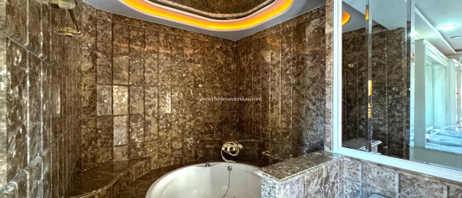 6 bedroom Apartment for sale in San Pedro del Pinatar - € 415,000 (Ref: 9405798)