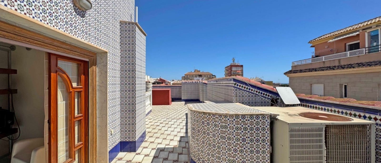6 bedroom Apartment for sale in San Pedro del Pinatar - € 415,000 (Ref: 9405798)