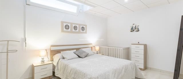 4 sypialnia Willa na sprzedaż w Miramar - Torre del Moro, Torrevieja z basenem garażem - 750 000 € (Ref: 9405800)