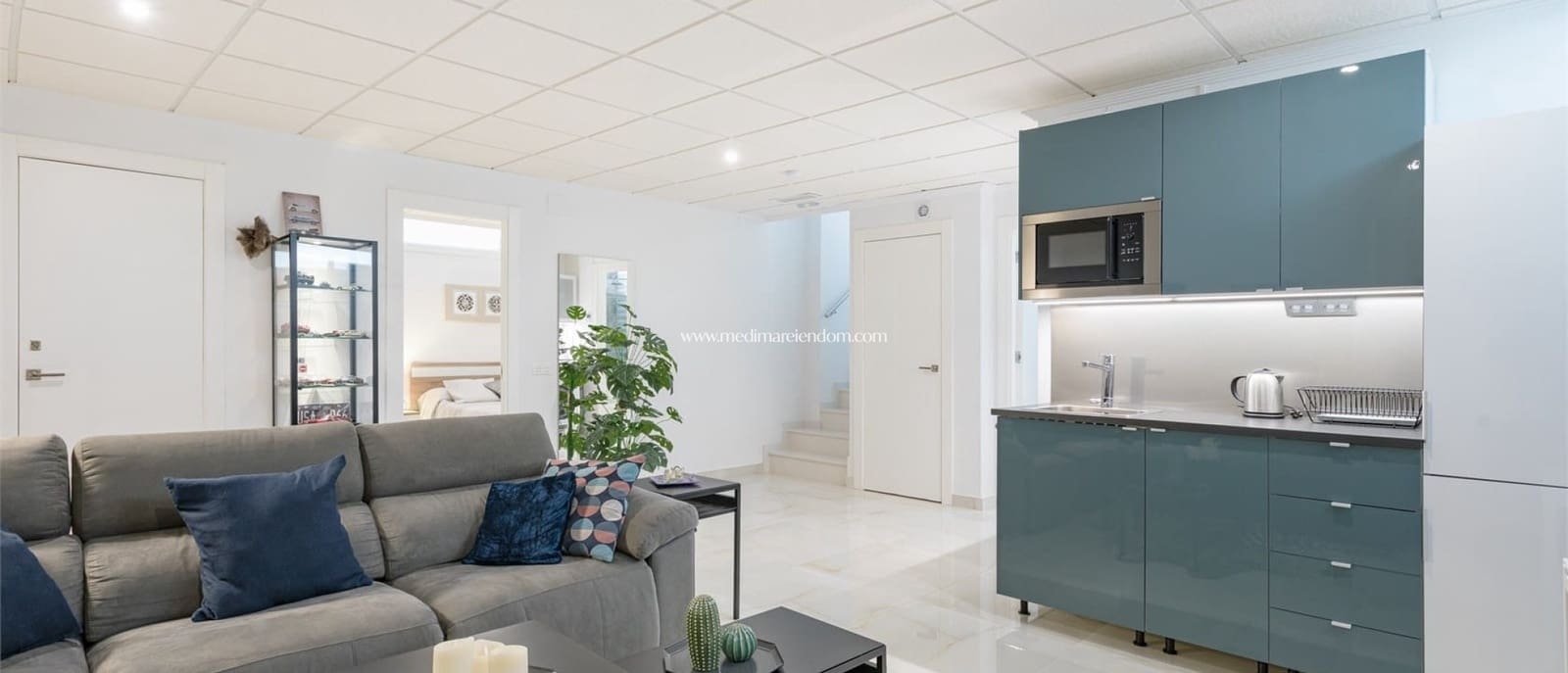 4 slaapkamer Villa te koop in Torrevieja met zwembad garage - € 750.000 (Ref: 9405800)