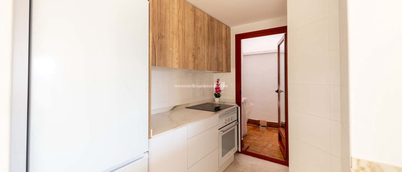 2 bedroom Apartment for sale in Avileses with garage - € 99,000 (Ref: 9415066)