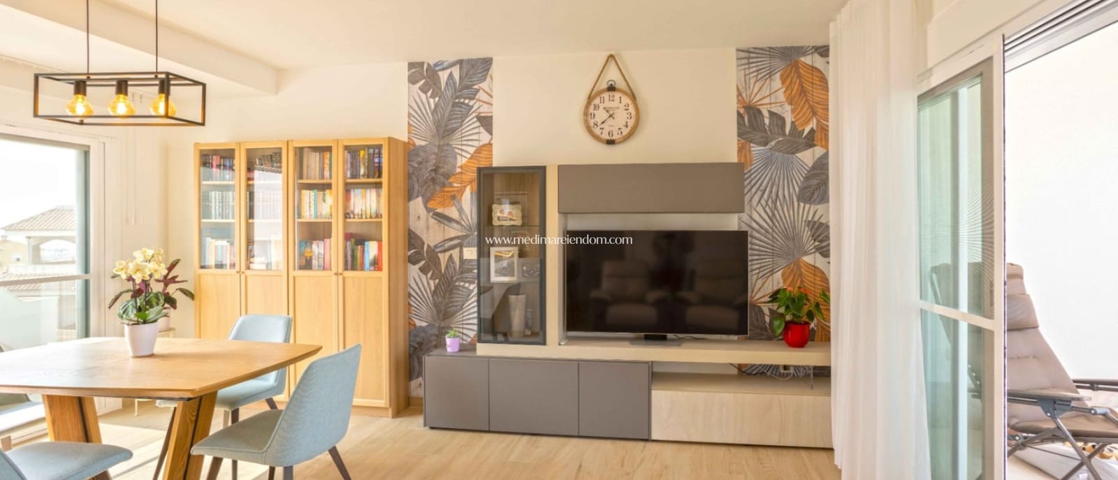 2 bedroom Apartment for sale in Villamartin with pool - € 299,950 (Ref: 9421566)