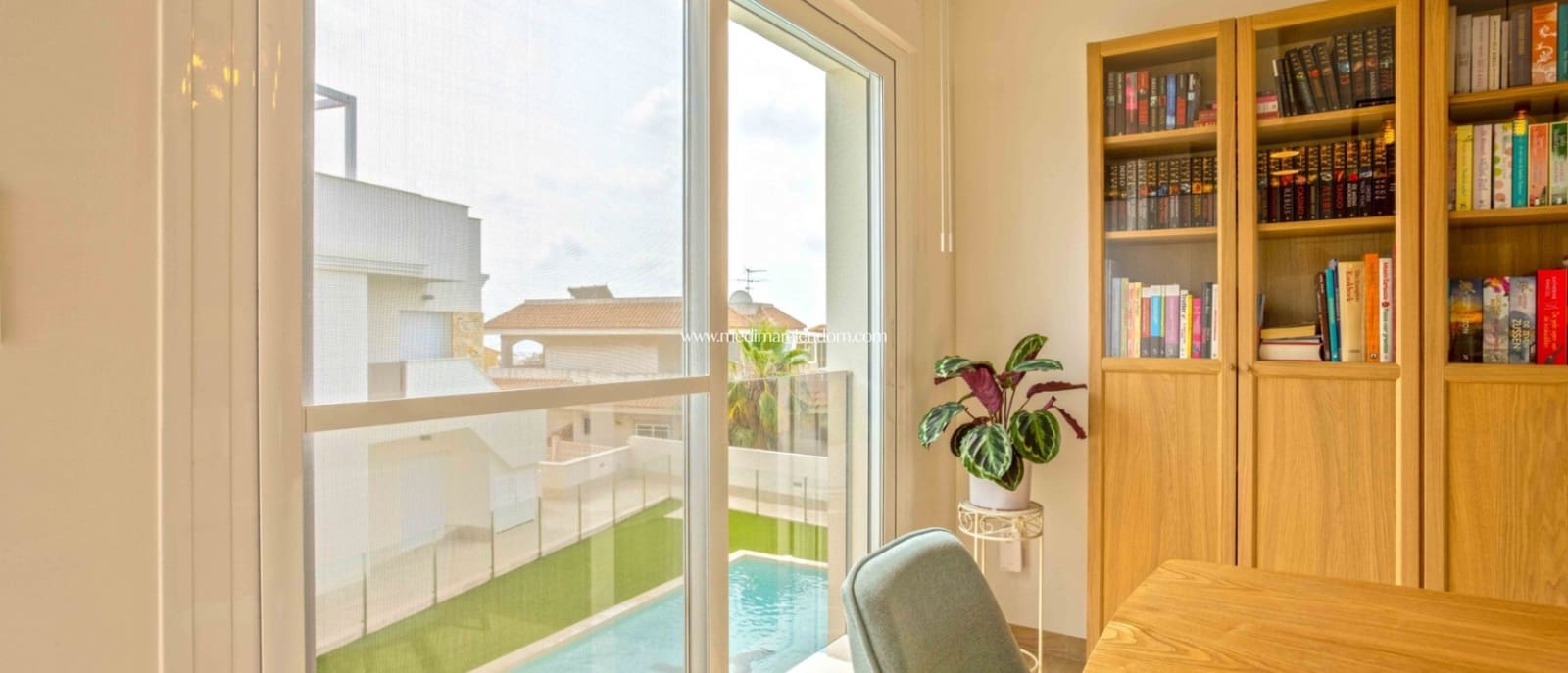 2 bedroom Apartment for sale in Villamartin with pool - € 299,950 (Ref: 9421566)