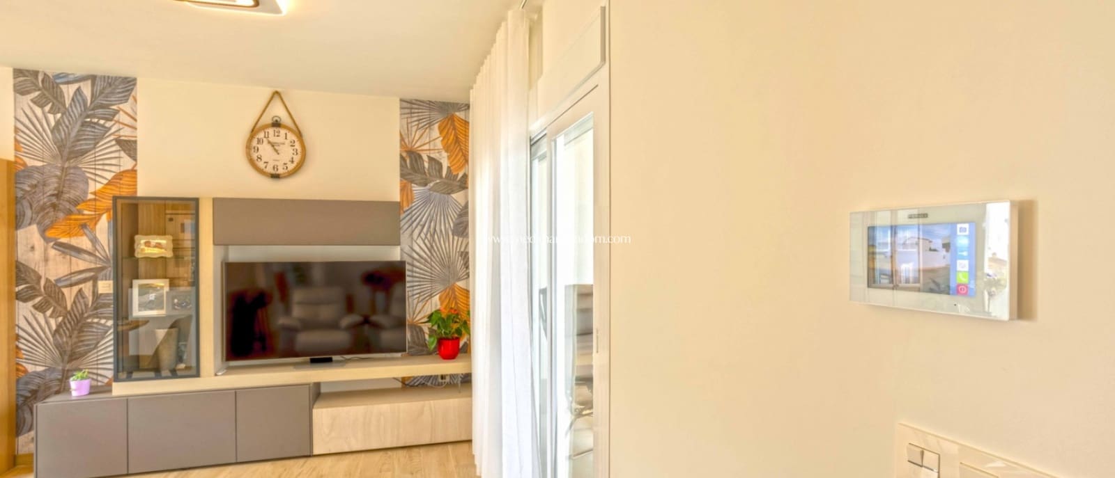 2 bedroom Apartment for sale in Villamartin with pool - € 299,950 (Ref: 9421566)