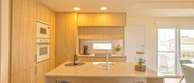 2 soveværelse Lejlighed til salg i Villamartin, Orihuela med swimmingpool - € 299.950 (Ref: 9421566)