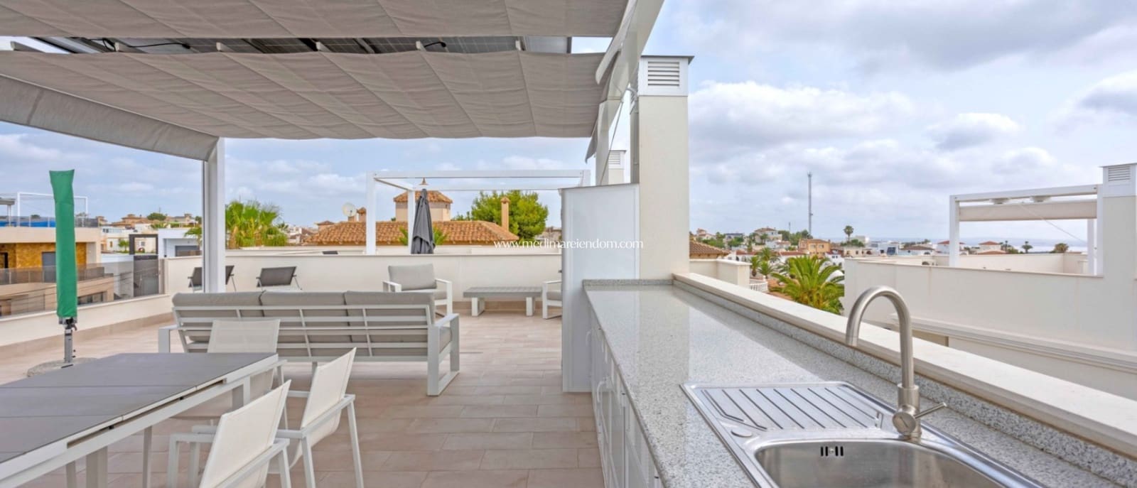 2 bedroom Apartment for sale in Villamartin with pool - € 299,950 (Ref: 9421566)