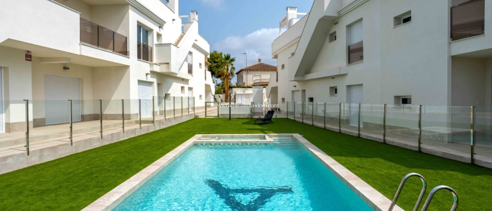2 bedroom Apartment for sale in Villamartin with pool - € 299,950 (Ref: 9421566)