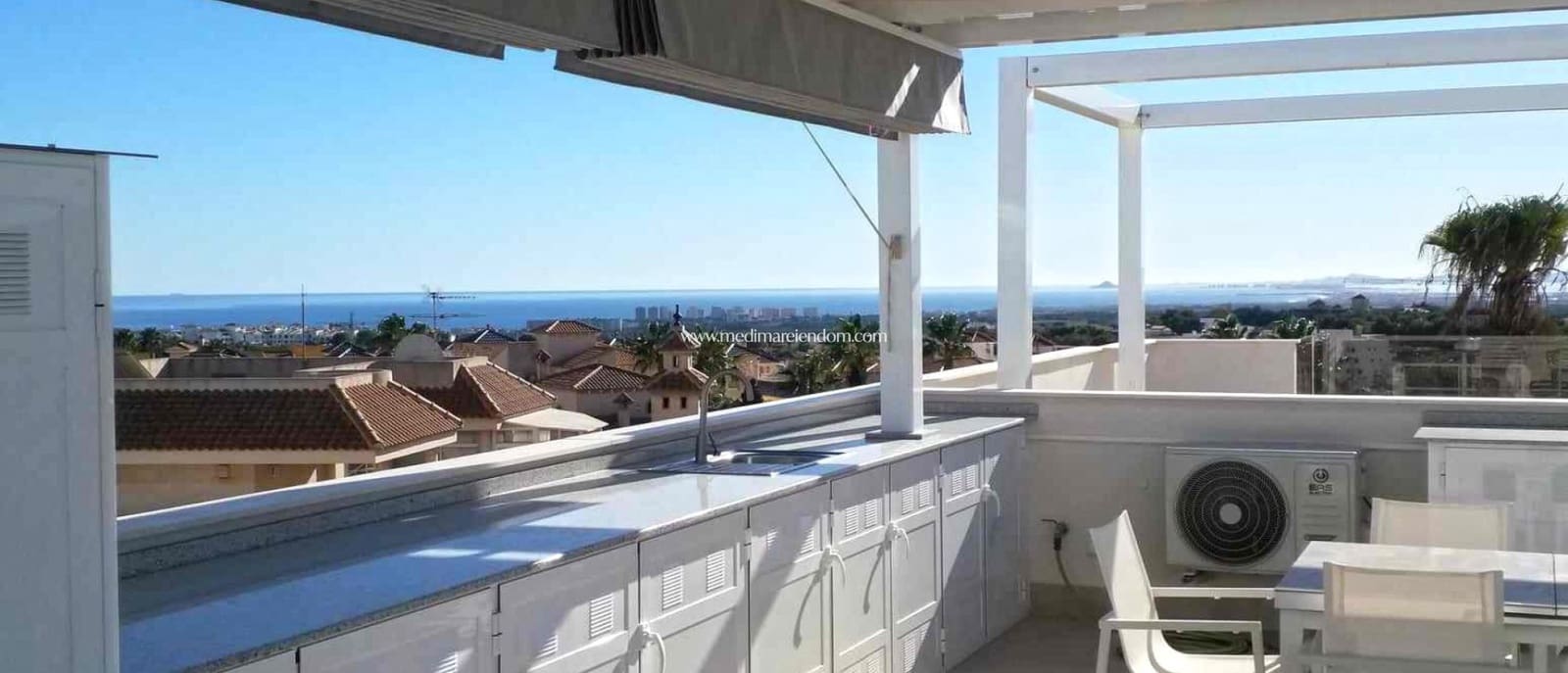 2 bedroom Apartment for sale in Villamartin with pool - € 299,950 (Ref: 9421566)