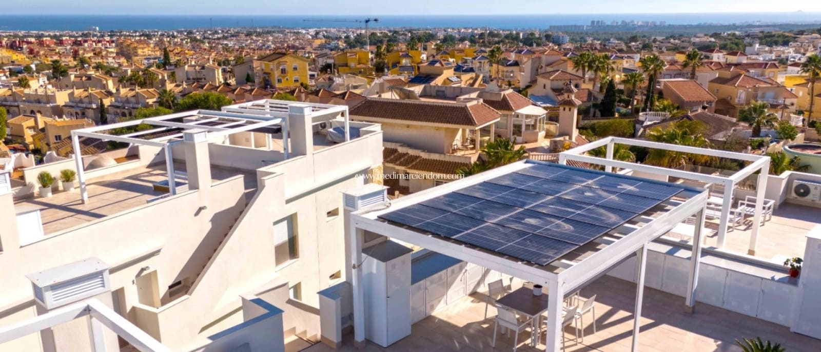 2 bedroom Apartment for sale in Villamartin with pool - € 299,950 (Ref: 9421566)