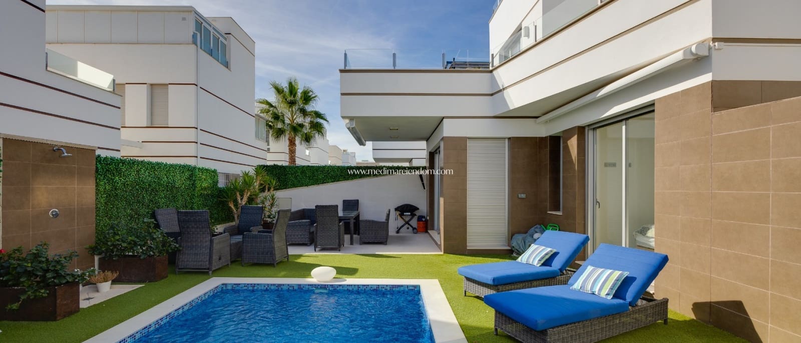 3 bedroom Villa for sale in Ciudad Quesada with pool garage - € 390,000 (Ref: 9421567)