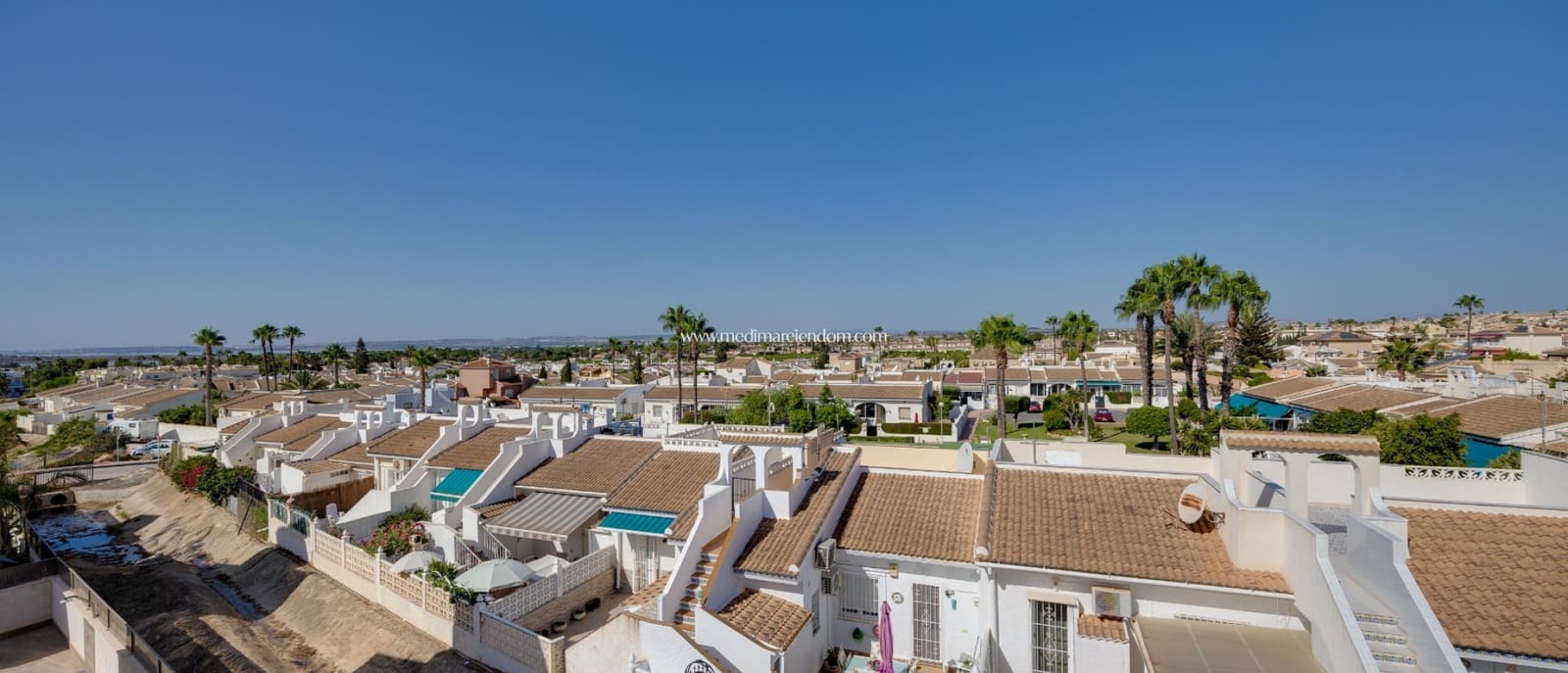 3 bedroom Villa for sale in Ciudad Quesada with pool garage - € 579,000 (Ref: 9421570)