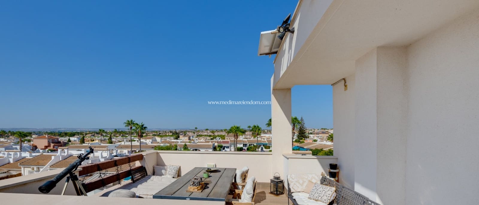 3 bedroom Villa for sale in Ciudad Quesada with pool garage - € 579,000 (Ref: 9421570)