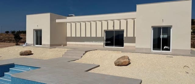 3 quarto Moradia para venda em Pinoso com piscina - 356 000 € (Ref: 9432350)