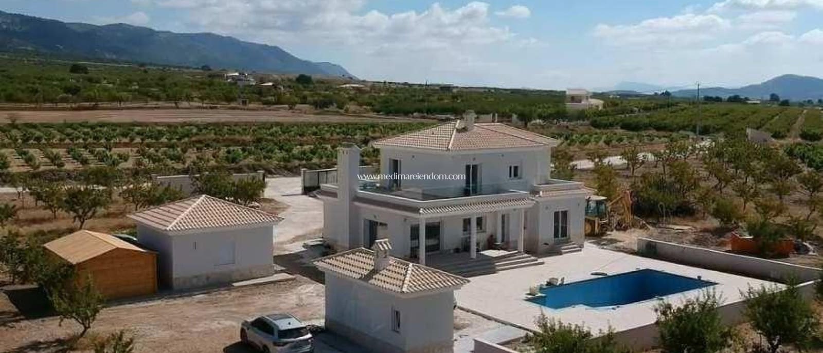 4 bedroom Villa for sale in Pinoso with pool - € 491,000 (Ref: 9432351)
