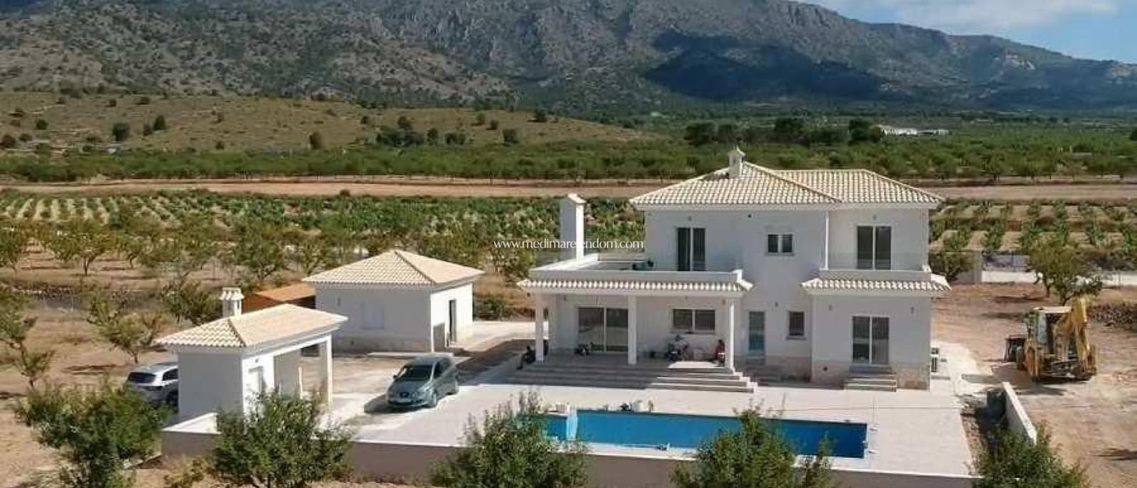4 bedroom Villa for sale in Pinoso with pool - € 491,000 (Ref: 9432351)