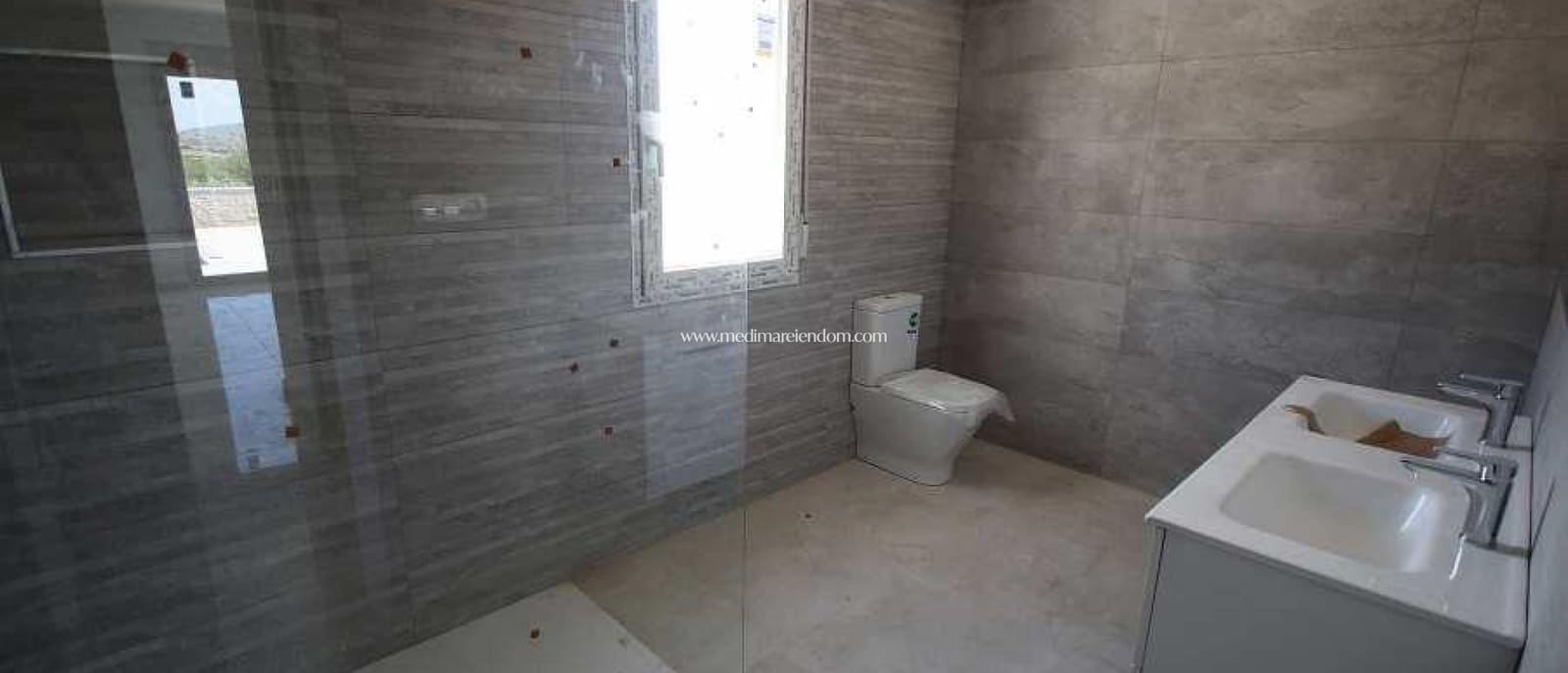 4 bedroom Villa for sale in Pinoso with pool - € 491,000 (Ref: 9432351)