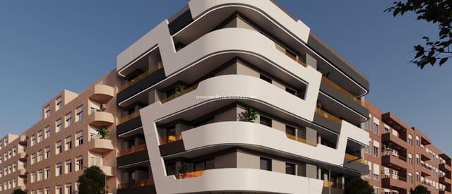 2 bedroom Penthouse for sale in Centro, Torrevieja with pool - € 290,000 (Ref: 9432352)