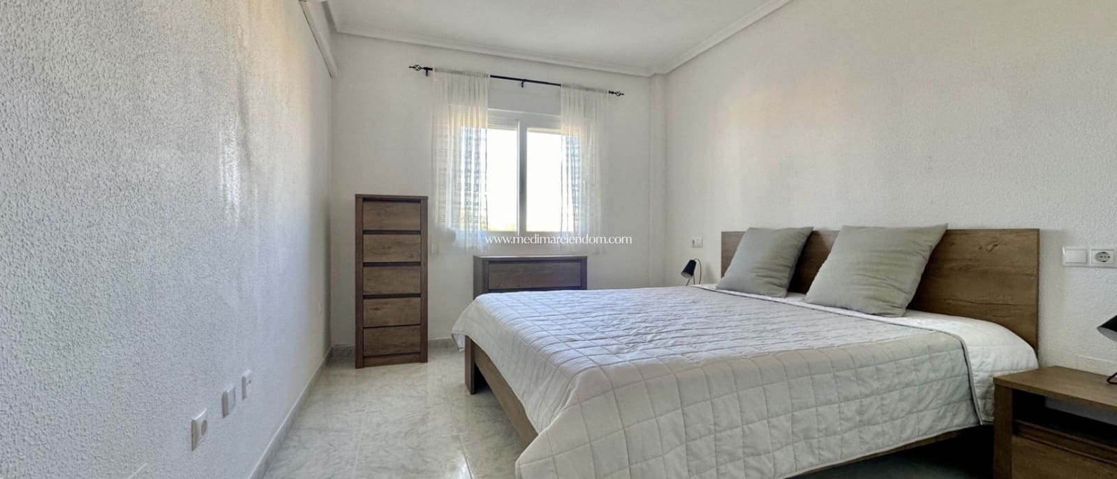 2 bedroom Apartment for sale in Playa Flamenca with pool - € 199,000 (Ref: 9432354)