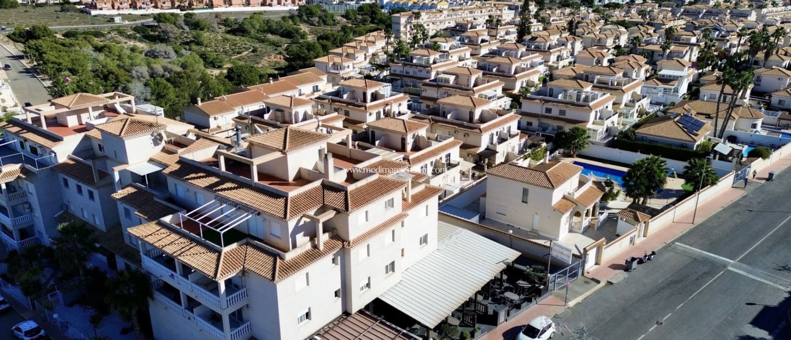 2 bedroom Apartment for sale in Playa Flamenca with pool - € 199,000 (Ref: 9432354)