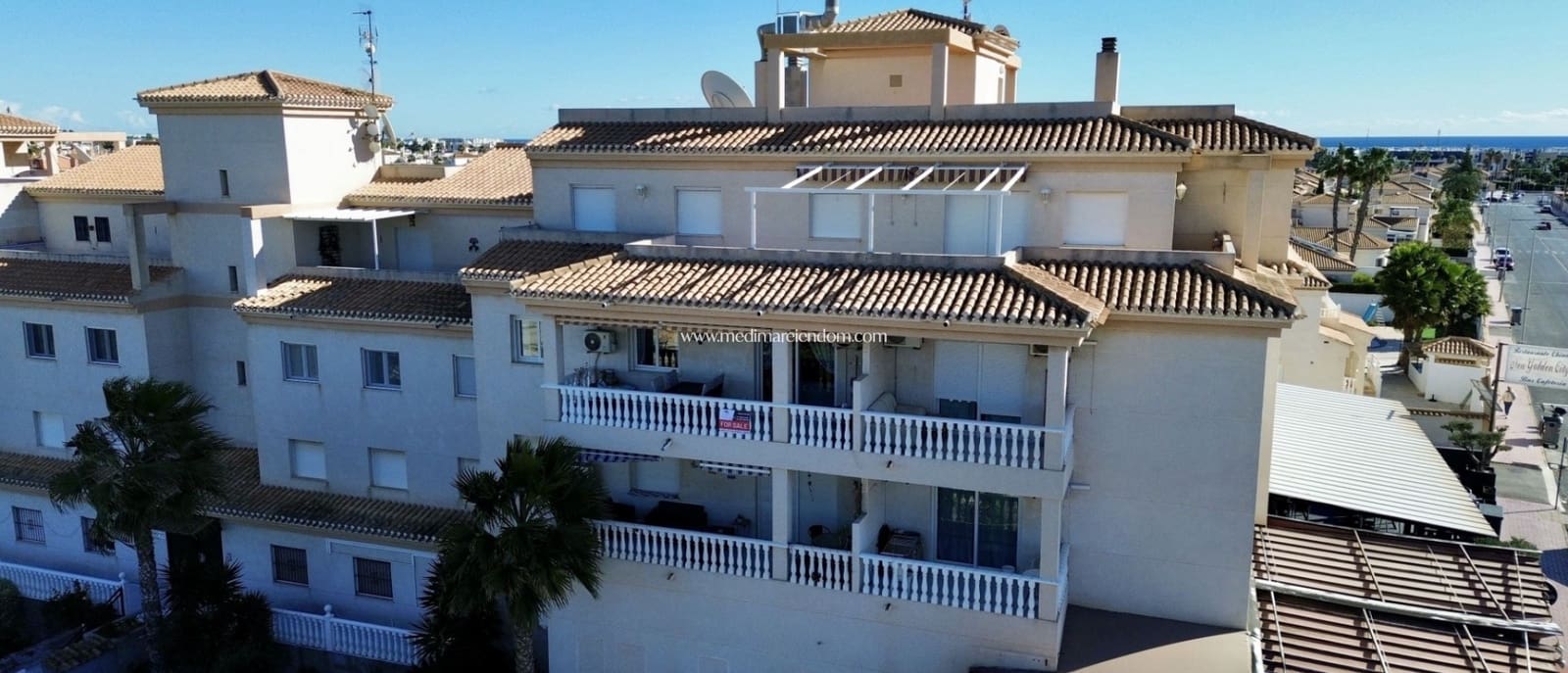 2 bedroom Apartment for sale in Playa Flamenca with pool - € 199,000 (Ref: 9432354)
