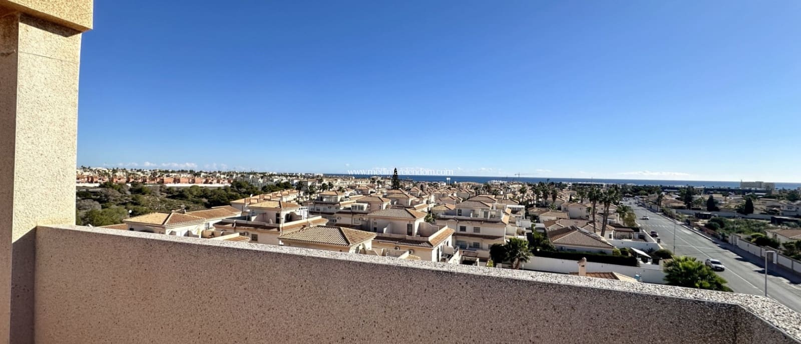 2 bedroom Apartment for sale in Playa Flamenca with pool - € 199,000 (Ref: 9432354)