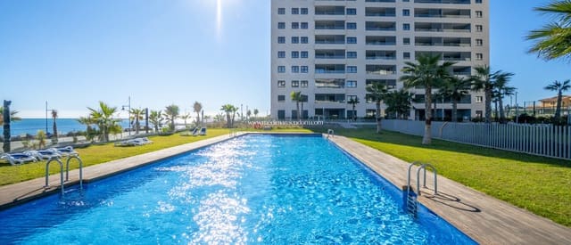 3 makuuhuone Kattohuoneisto myytävänä paikassa Punta Prima, Torrevieja - 765 000 € (Ref: 9432358)