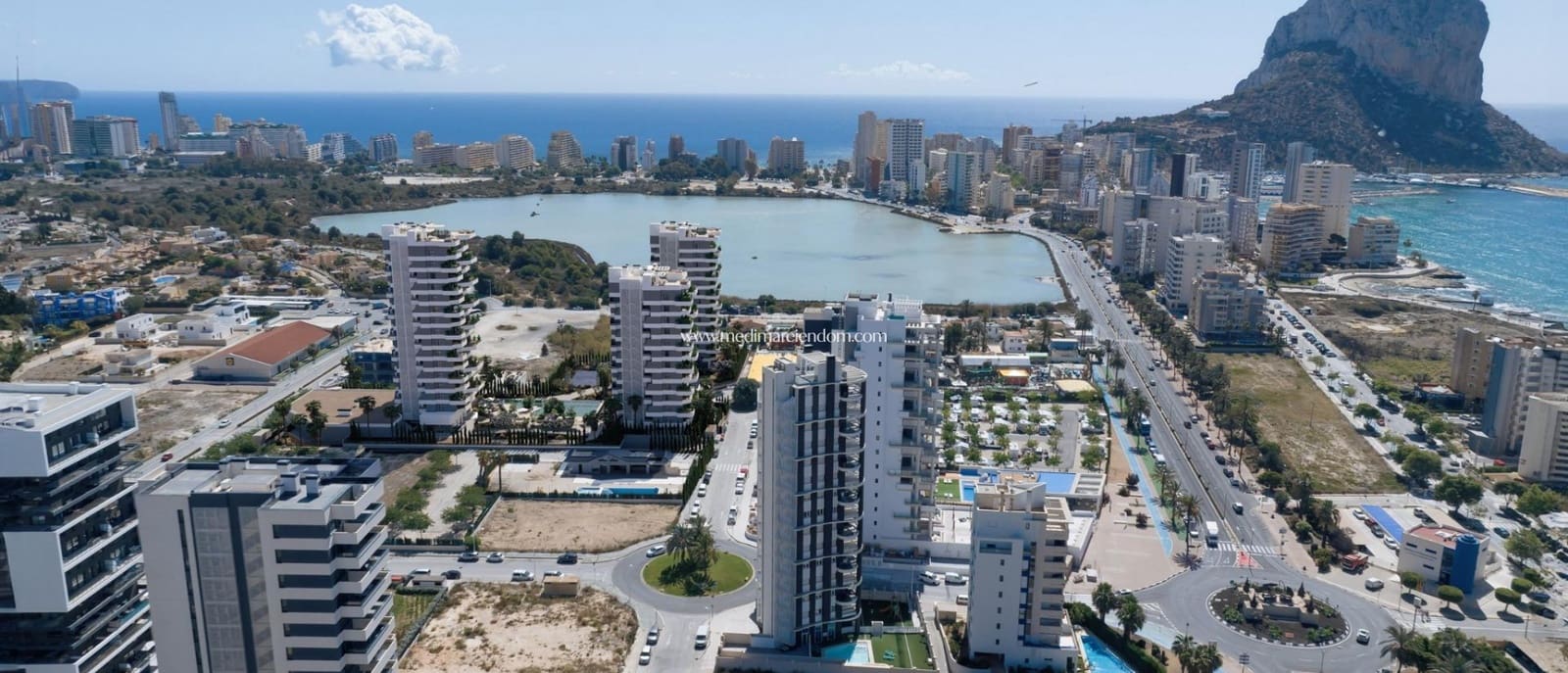 2 soveværelse Lejlighed til salg i Calpe / Calp med swimmingpool - € 375.000 (Ref: 9432363)