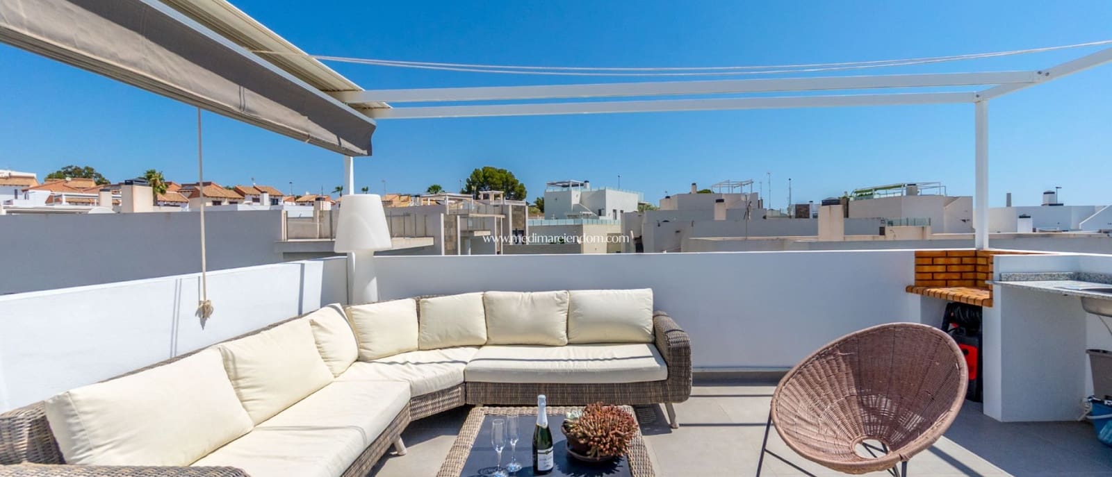 3 Zimmer Villa zu verkaufen in Villamartin mit Pool - 429.000 € (Ref: 9432365)