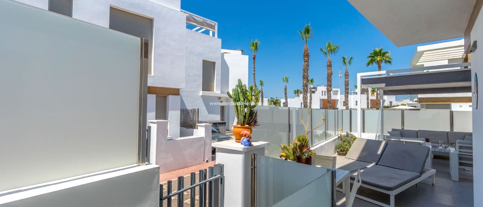 3 Zimmer Villa zu verkaufen in Villamartin mit Pool - 429.000 € (Ref: 9432365)