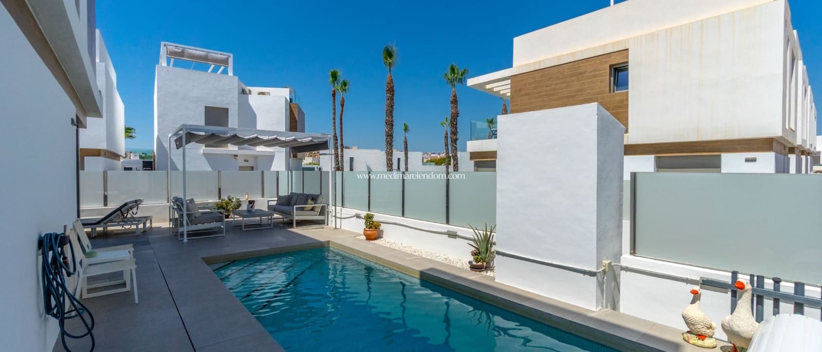 3 Zimmer Villa zu verkaufen in Villamartin mit Pool - 429.000 € (Ref: 9432365)