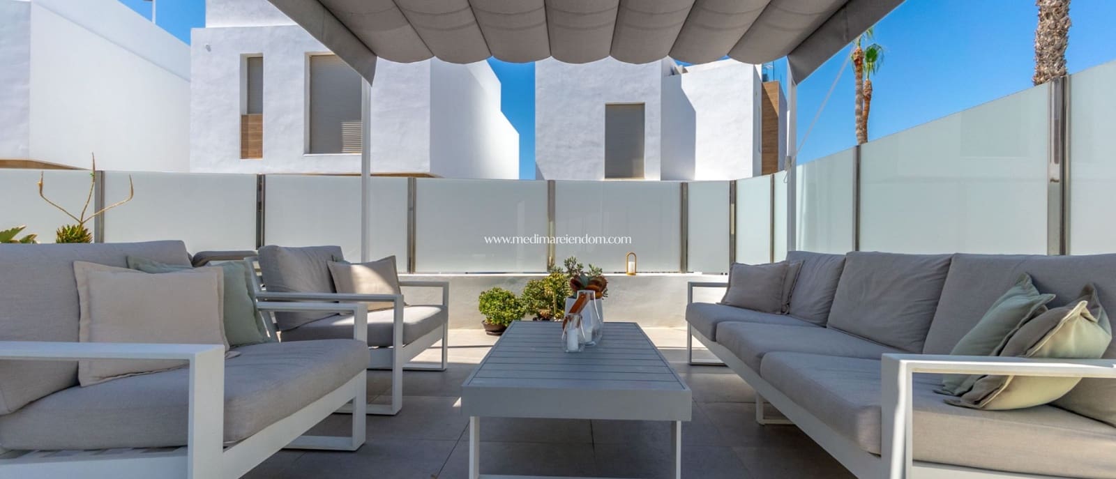 3 Zimmer Villa zu verkaufen in Villamartin mit Pool - 429.000 € (Ref: 9432365)