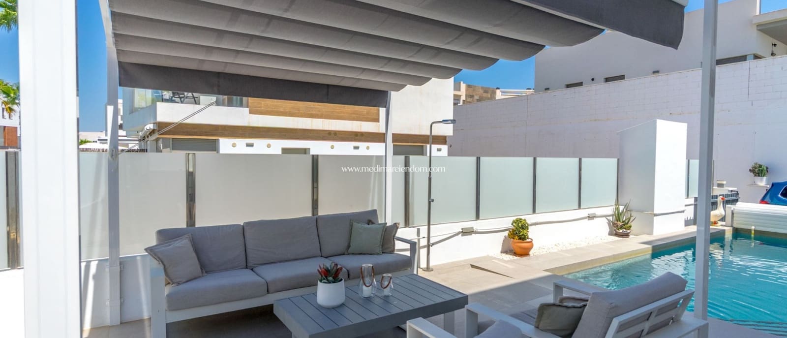 3 Zimmer Villa zu verkaufen in Villamartin mit Pool - 429.000 € (Ref: 9432365)