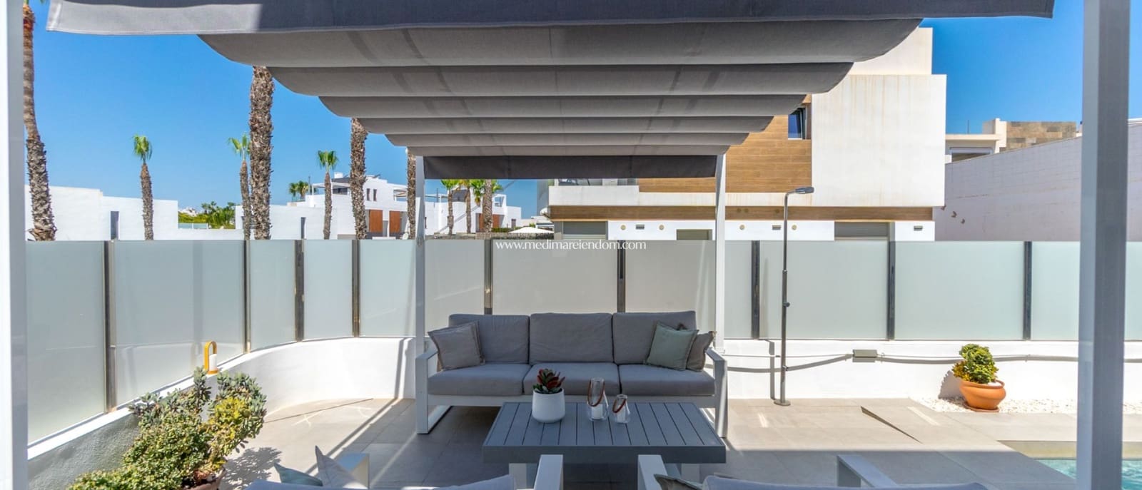 3 Zimmer Villa zu verkaufen in Villamartin mit Pool - 429.000 € (Ref: 9432365)