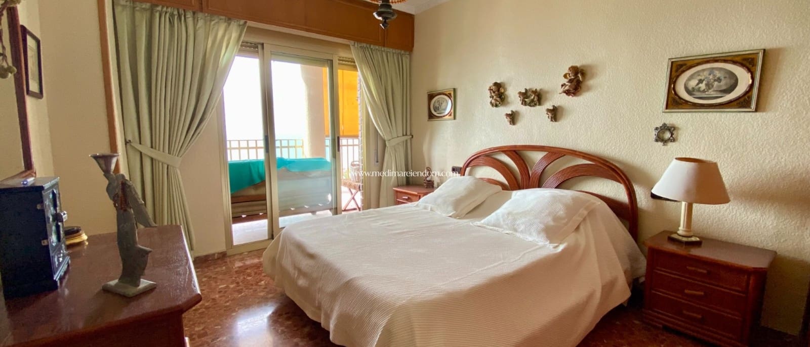 3 bedroom Apartment for sale in Torrevieja with pool - € 497,000 (Ref: 9432367)