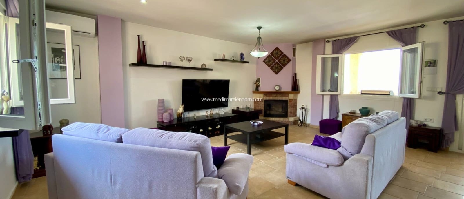 3 bedroom Villa for sale in Algorfa with pool - € 599,990 (Ref: 9432368)